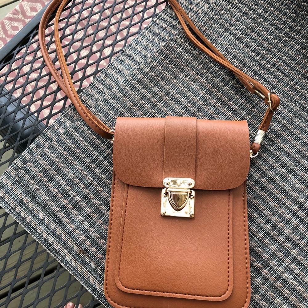 Cross body cell phone bag